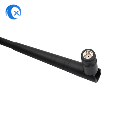 แอนเทนนาพกพายางเป็ดทํางานจาก 2.4 GHz ถึง 2.5 GHz แอนเทนนาที่มีตัวเชื่อมชาย SMA